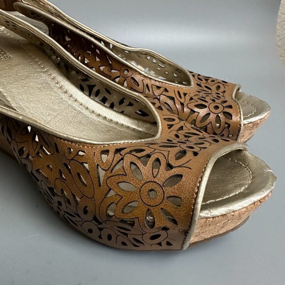Kenneth Cole Reaction Brown Floral cut out Cork Slingback peep Wedge Sz 7.5 - Picture 2 of 5